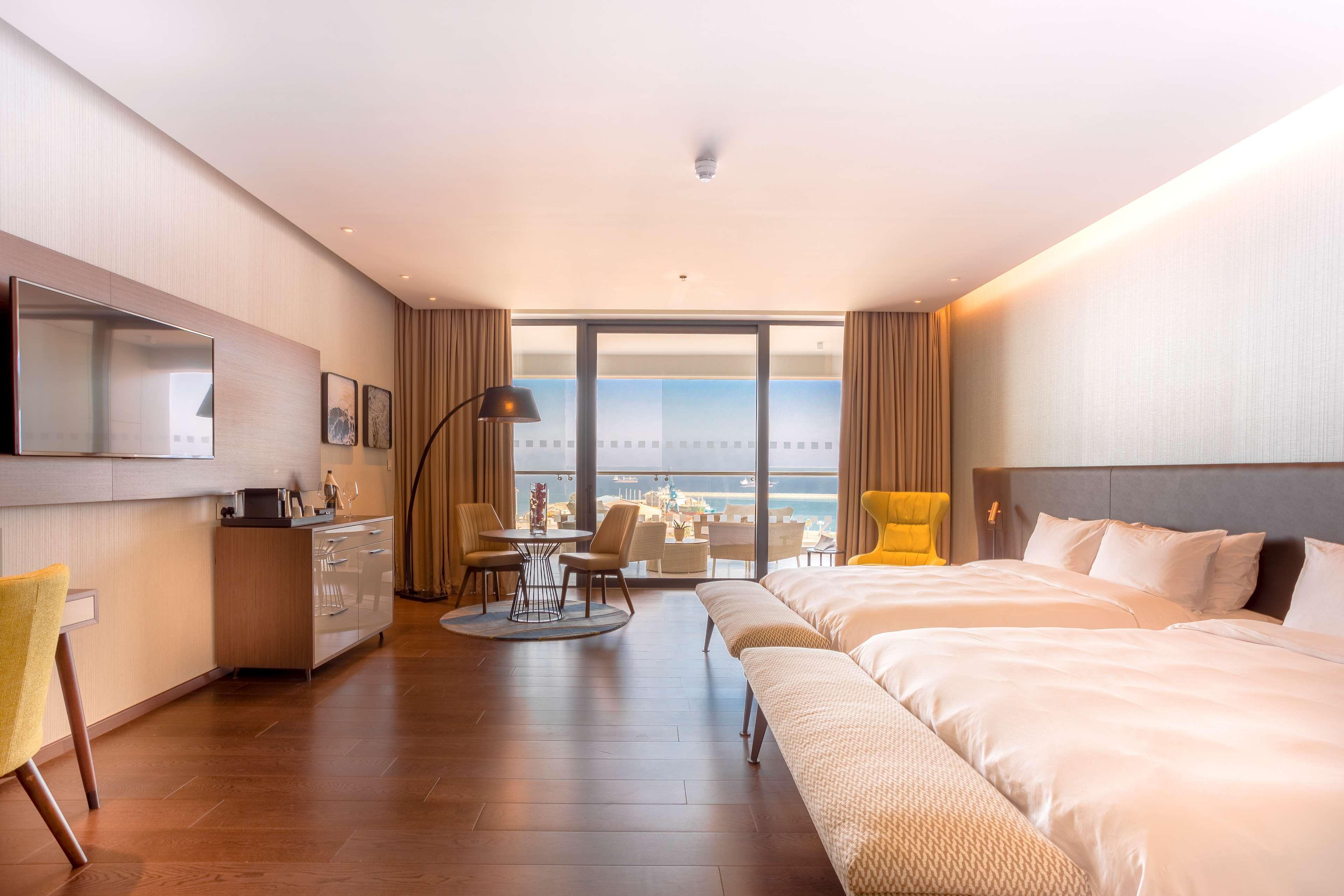 Radisson Blu Hotel, Λάρνακα Εξωτερικό φωτογραφία Deluxe Ocean View